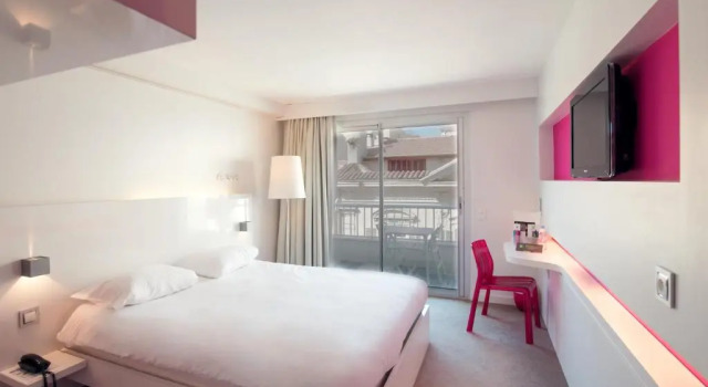 Двухместный номер Standard с балконом Ibis Styles Menton Centre