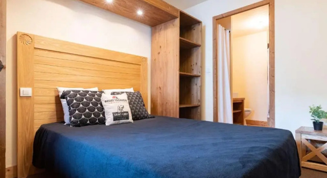 Appartement Saint-Lary-Soulan, 3 pièces, 8 personnes - FR-1-296-405, Забронировать Апартаменты/квартира Отели в центре Сен-Лари-Сулан, в центре, Парковка