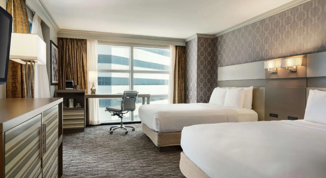 Четырёхместный номер Standard с балконом Hilton Melbourne, FL