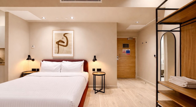 Люкс Comfort VCity Suites at The Teacher