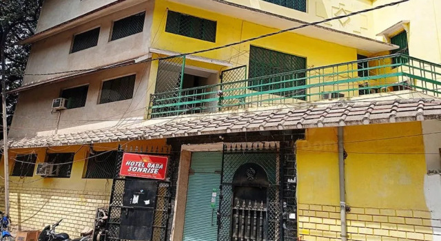 Goroomgo Hotel Baba Sunrise Lucknow