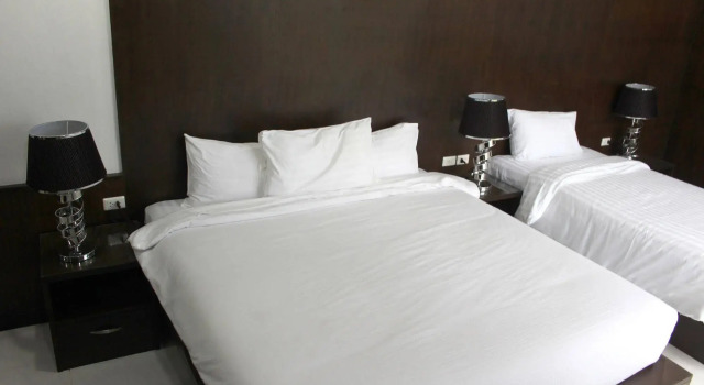 Capannina Inn, Забронировать Отель Отели Южного Таиланда с парковкой, Парковка