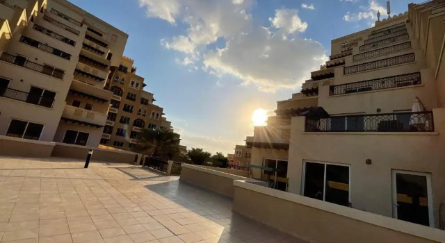 Lovely 1 bedroom holiday home on the beach
