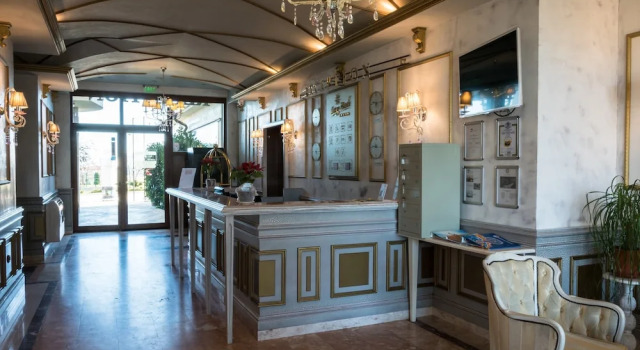 Long Beach Resort, Забронировать Курортный отель Бизнес-отели Шкорпиловци, 4* 5*