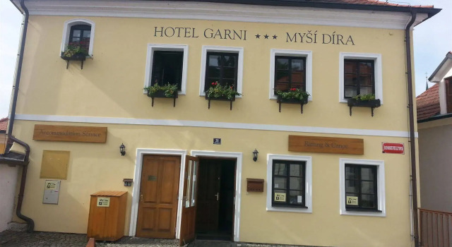 Hotel Garni Myší Díra, Забронировать Отель Отели Чески-Крумлов с завтраком, рядом с Municipal Theater Cesky Krumlov, Завтраки