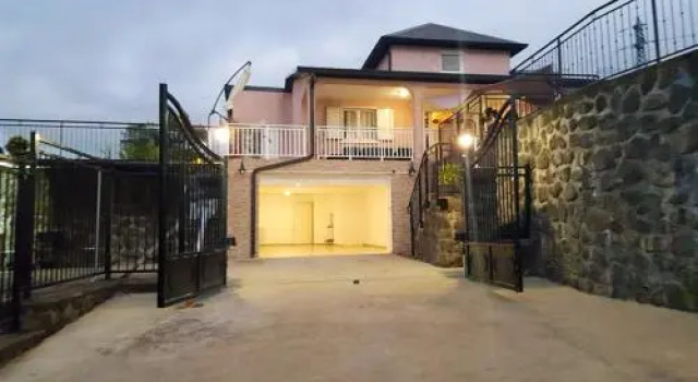 Villa Chemin du Cratere, Book Villa Hoteller i Saint-Benoit med pool, Swimmingpool