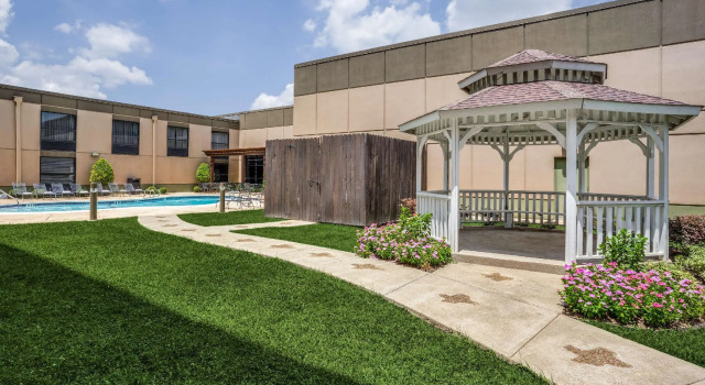 Двухместный номер Standard Best Western PLUS Dallas Hotel & Conference Center