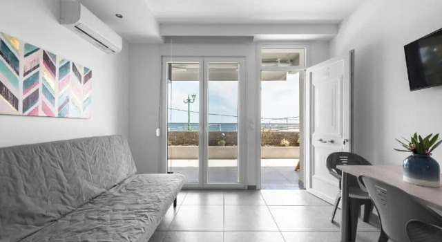 Blue Horizon 3, Book Apartment Nea Kalikratia 