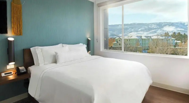Двухместный люкс c 1 комнатой Element by Marriott Reno Experience District