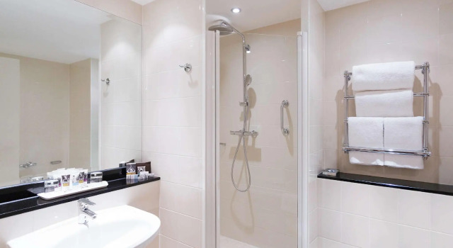 Двухместный номер Privilege voco Sheffield by IHG