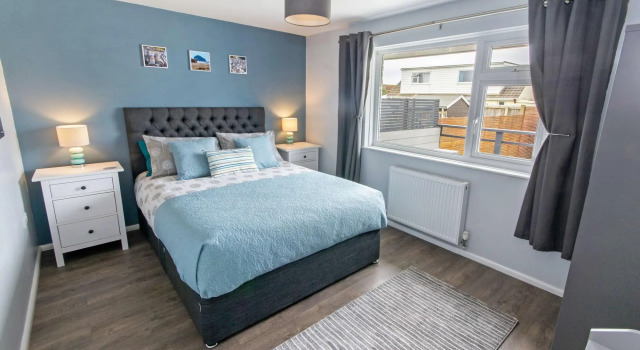 Sandbanks Sleeps 4 Beach Pass & 1 Dog