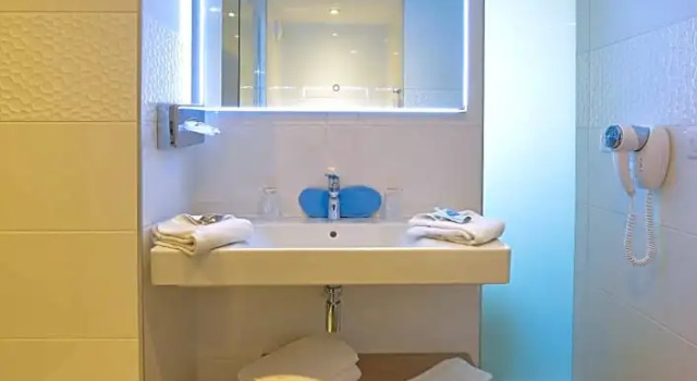 Номер Superior Kyriad Montpellier Est - Lunel
