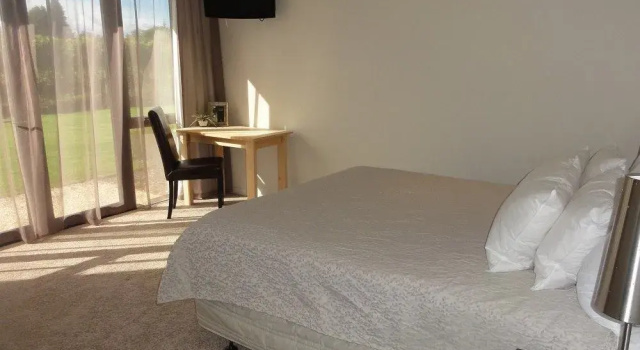 Pine Hill Lodge In Vineyard, Buchen Sie Bed & Breakfast SPA-Hotels in Top of the South, SPA