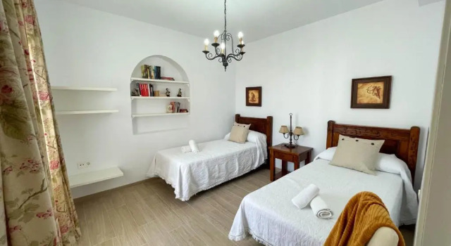 Villa Leza, Забронировать Вилла Виллы Конил-де-ла-Фронтера, Вилла