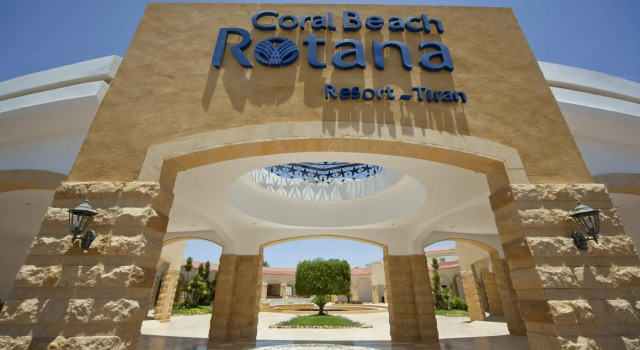 Invidia Coral Beach Tiran