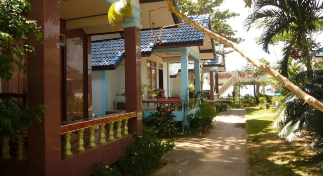 Бунгало Standard с балконом Lanta Paradise Beach Resort