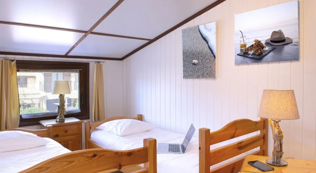 Holiday Home With a Barbecue on the Languedoc Coast, Забронировать Отель Отели Портирань с бассейном, Бассейн