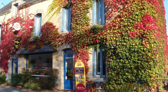 Le Petit Café dans la Prairie, Rezerwuj Hotel  
