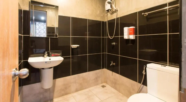 Одноместный номер Deluxe RedDoorz Plus @ Taft North Mandurriao