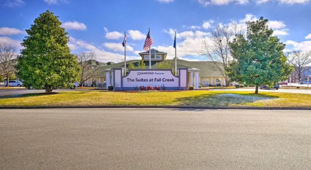 Condo w/ Family Amenities, 3 Mi to Branson Strip!, Забронировать Отель Отели Table Rock Lake с парковкой, Парковка