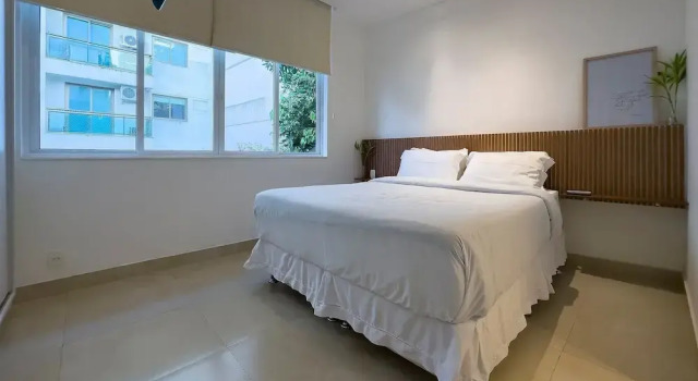 Leblon | Apt com suíte a poucos metros da Praia do Leblon - por Casapē Rio