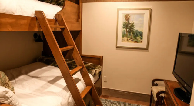 Люкс Deer Valley Two Bedroom Loft Suite with Easy Access to all Park City has to Offer 2 Condo by RedAwning