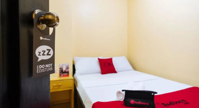 RedDoorz Plus near Strawberry Farm Baguio