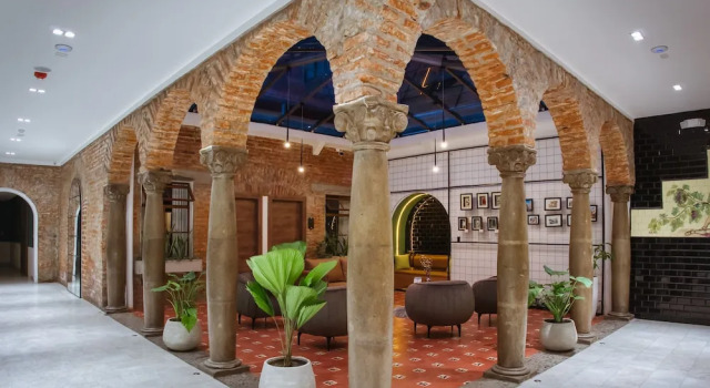 Wanderlot- Hotel Plaza Central, Varaa Hotelli Riobamba Chimborazo Province