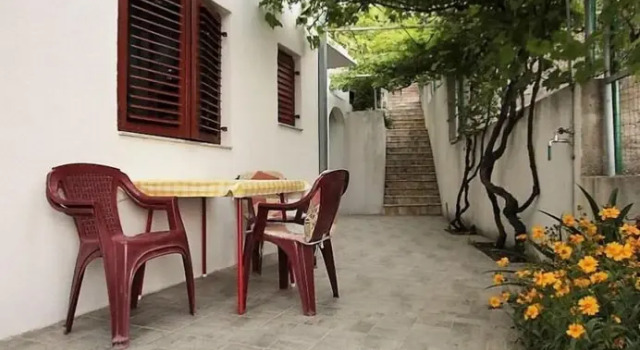 Šera - 50 m From Beach - A1, Rezerwuj Hotel Marusici Split Region