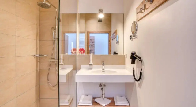 Номер Standard с балконом и с видом на горы COOEE alpin Hotel Bad Kleinkirchheim