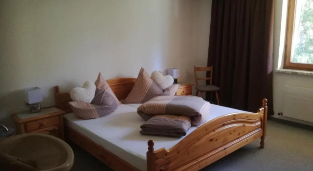 Haus Falkner, Rezerwuj Hotel Hotele w Tyrol z parkingiem, Parking