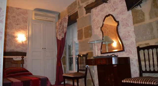 Le Coq D'or, Rezervasyon Otel Brive-la-Gaillarde Correze