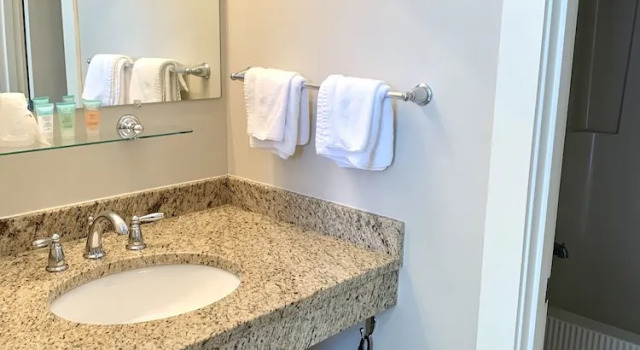 Люкс Atlantic Oceanfront Hotel, Wells Beach