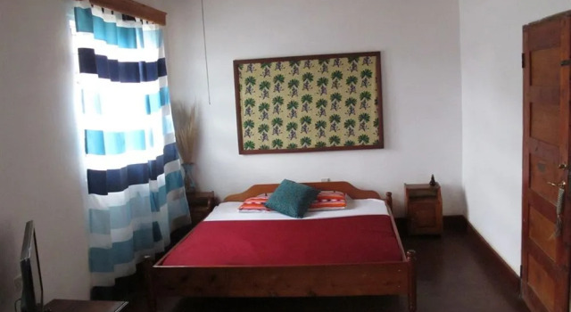 Amans Hotel, Varaa Hotelli Moshi Hai