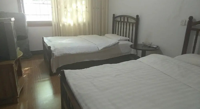 Fangxin Hostel