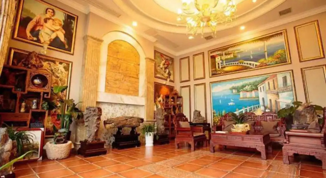 Mingyue Qingchi Hot Spring Hotel