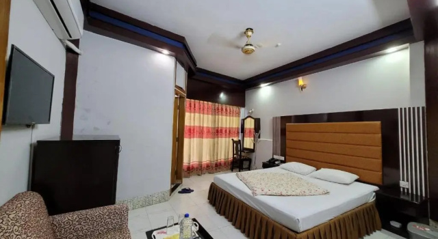 Четырёхместный номер Deluxe Hotel Sea World Cox's Bazar