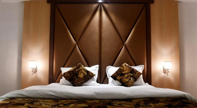 Люкс Hotel Monarch Center Point near Dahanu Beach, Bordi