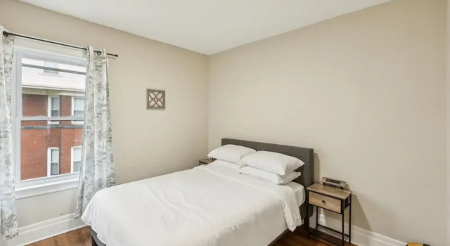 Cozy Upper Flat Minutes From Niagara Falls 3 Bedroom Apts, Забронировать Апартаменты/квартира Апартаменты Ниагара Фолс, рядом с Круиз Maid of the Mist, Апартаменты/квартира