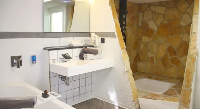Люкс с балконом Hotel Wippertal - voll klimatisiert