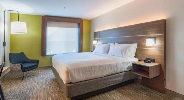 Двухместный номер Standard Holiday Inn Express Hotel & Suites Swansea by IHG