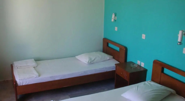 Четырёхместная студия Hotel Smaragdi Apartments