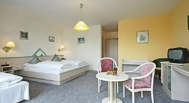 Трёхместный номер Standard с балконом Landhotel Eibl