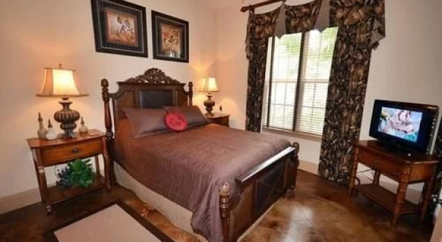 36 Rue Holiday Home by Blue Sun, Rezerwuj Hotel Hotele w Emerald Coast z parkingiem, Parking