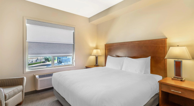 Двухместный полулюкс Best Western Plus Service Inn & Suites