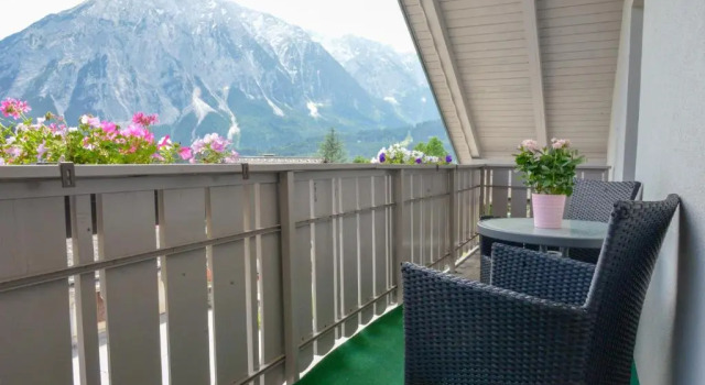 Апартаменты Alpine Appartement Top 8 by AA Holiday Homes