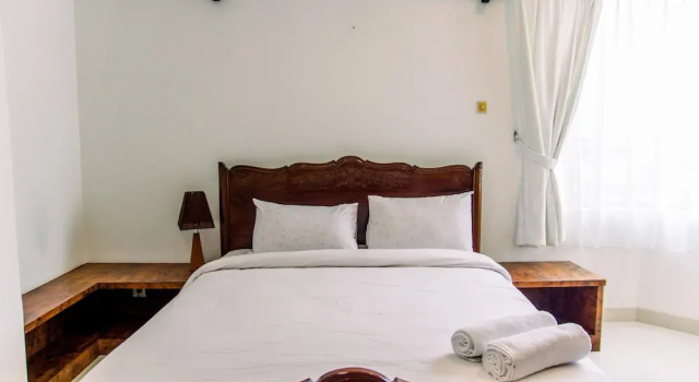 Elegant 2Br With Extra Room Apartment At Sudirman Tower Condominium