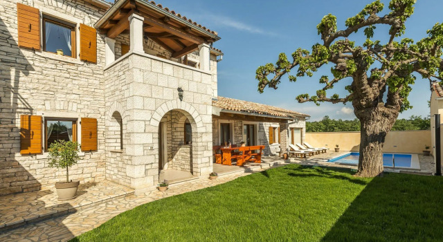Beautiful holiday home with private pool 5 km away from Lim Fjord, Varaa Lomakoti Selina Istria