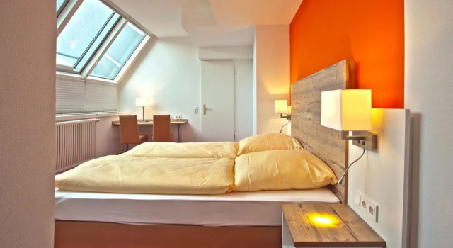 Sternplatz-Hotel, Prenota Hotel Ehingen Baden-Württemberg