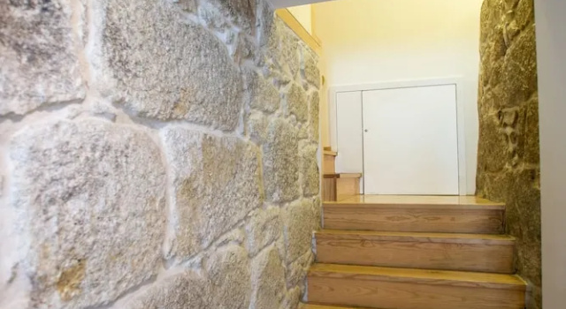 Студия с балконом LivingPorto Apartments by Porto City Hosts